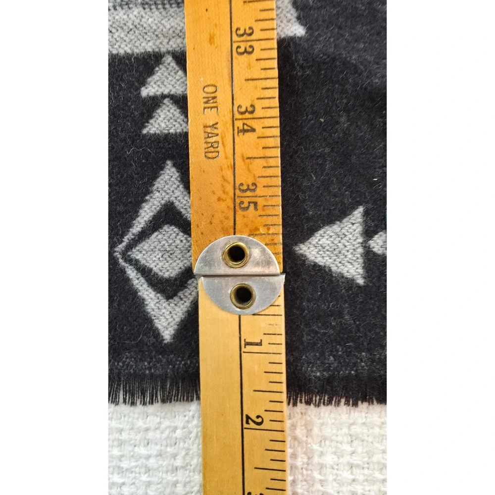 Pendleton wool scarf